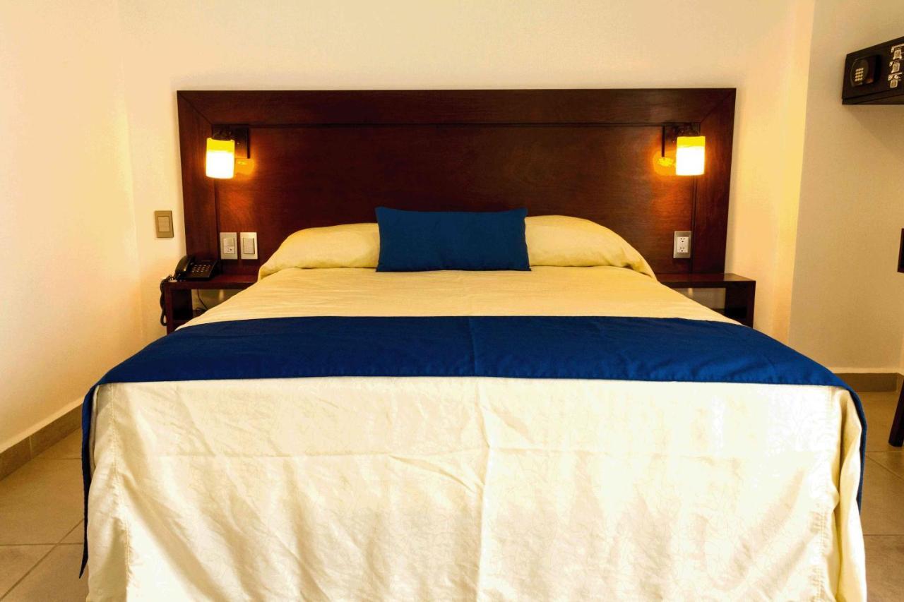 Real Alma Hotel 3*